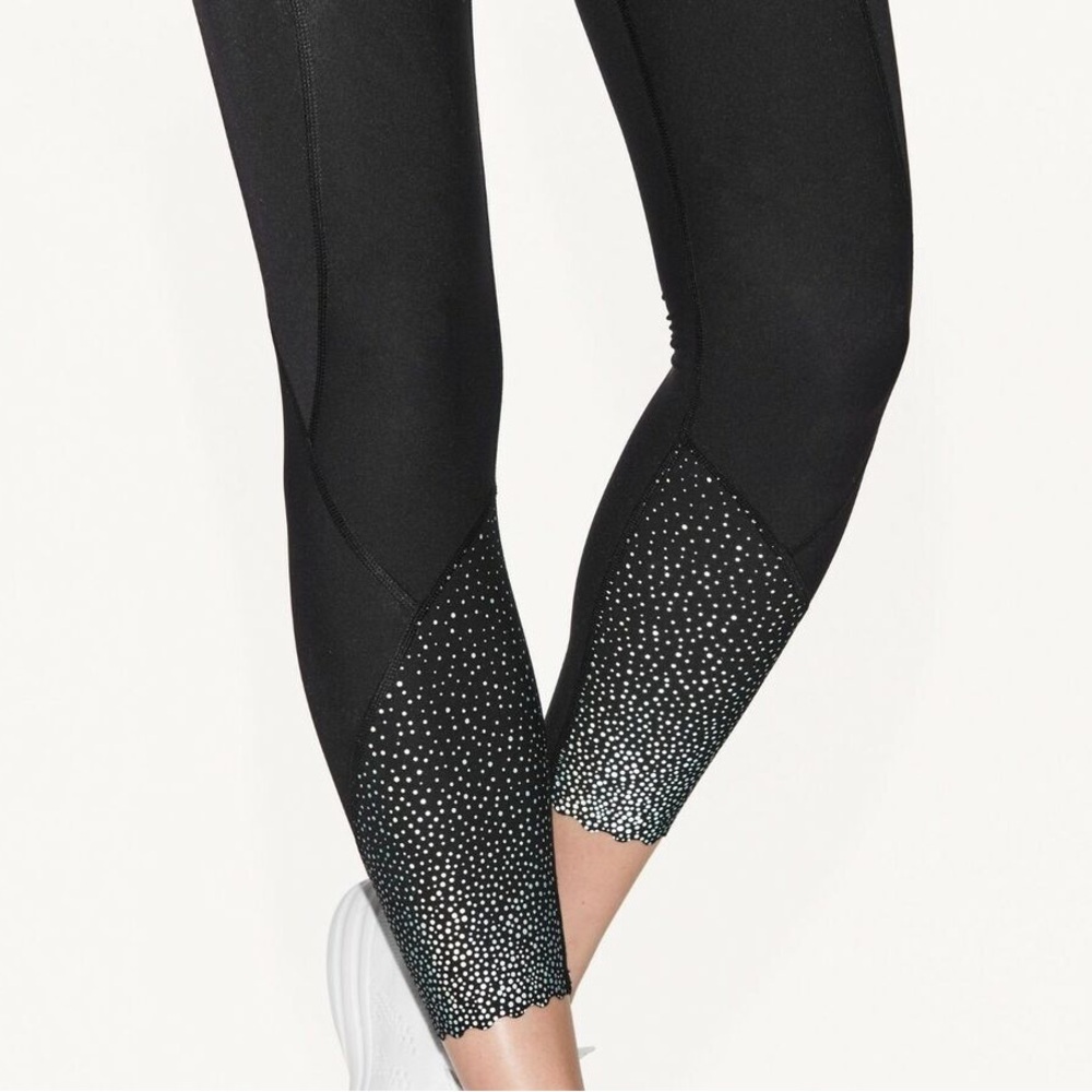 NWT Lululemon Tight Stuff Black Sz 6